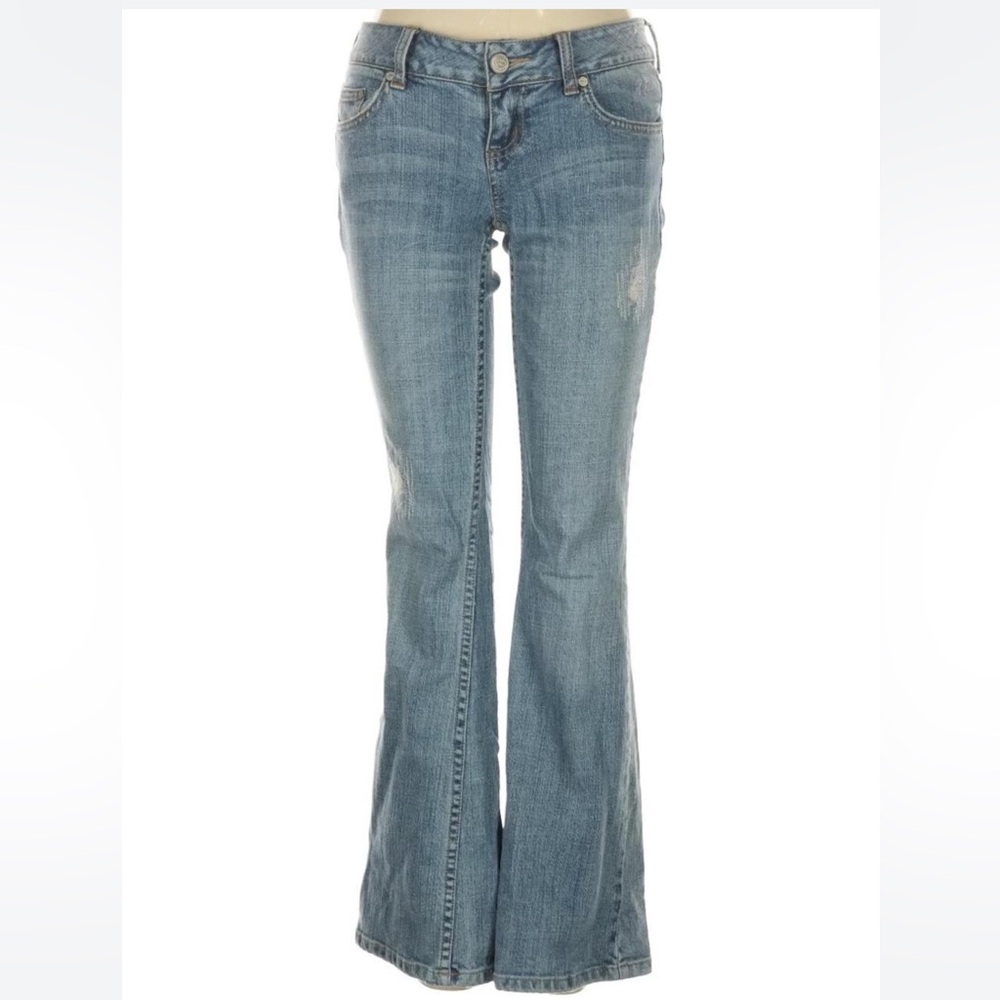 Vintage low rise blue jeans